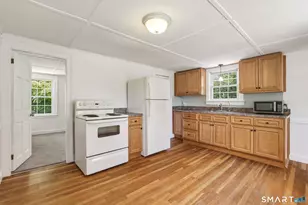 945 Glastonbury Turnpike, Portland, CT 06480 - Photo 9