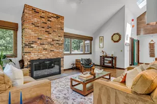 70 Hoadley Creek Cir, Guilford, CT 06437 - Photo 7