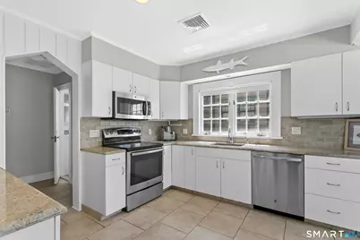 1871 Fairfield Beach Road, Fairfield, CT 06824 - Photo 19
