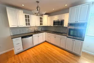 463 Cove Rd, Stamford, CT 06902 - Photo 3