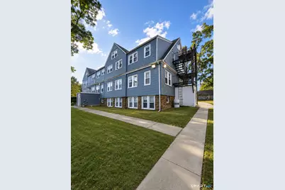 3-17 Curve Street #8, Branford, CT 06405 - Photo 1