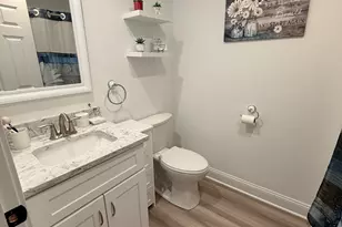 33 Main St, Meriden, CT 06451 - Photo 17