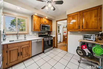 26 Corbin Road, Hamden, CT 06517 - Photo 9