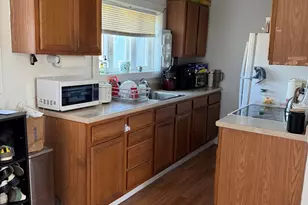 7 Durant St, Danbury, CT 06810 - Photo 3