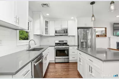 118 Brooklawn Terrace, Fairfield, CT 06825 - Photo 5