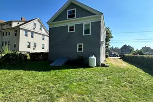 36 Pleasant St, Groton, CT 06340 - Photo 13