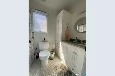 812 East Broadway, Milford, CT 06460 - Photo 19