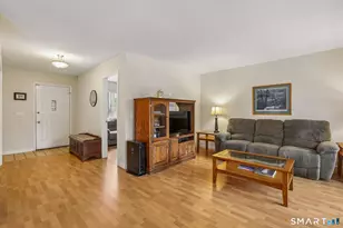 2 Tara Dr, Brookfield, CT 06804 - Photo 9