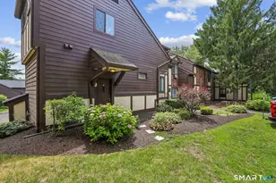 2 Tara Dr, Brookfield, CT 06804 - Photo 3