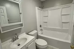 2 Concorde Way, Windsor Locks, CT 06096 - Photo 9