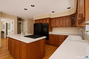 6 Valley Ct, Bethel, CT 06801 - Photo 15