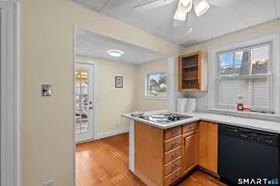 181 Brimfield Rd, Wethersfield, CT 06109 - Photo 17