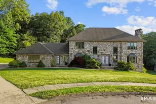 49 Partridge Ln, Middletown, CT 06457 - Photo 3
