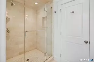 52 Chesterfield Rd, Stamford, CT 06902 - Photo 17