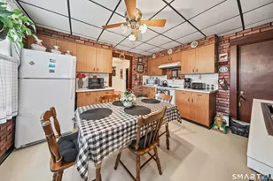 917 Cooke St, Waterbury, CT 06704 - Photo 19