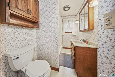 917 Cooke Street, Waterbury, CT 06704 - Photo 17