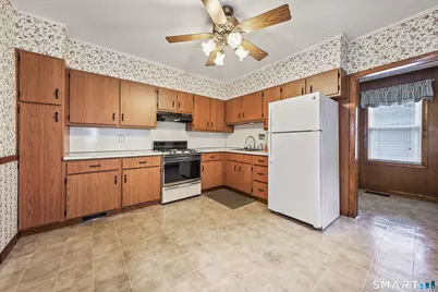 917 Cooke Street, Waterbury, CT 06704 - Photo 7