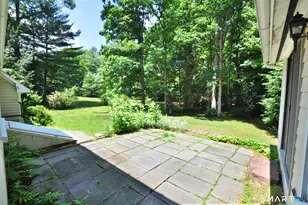 220 Arch Rd, Avon, CT 06001 - Photo 35