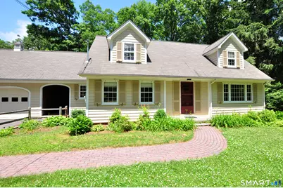 220 Arch Road, Avon, CT 06001 - Photo 3