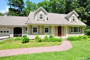 220 Arch Rd, Avon, CT 06001 - Photo 3