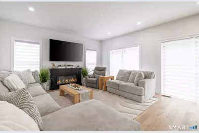 4 Oakengate Road, Wolcott, CT 06716 - Photo 17
