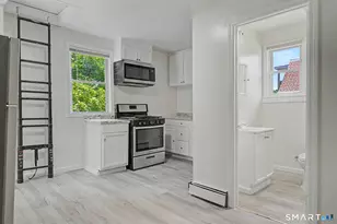 75 Wood St, Waterbury, CT 06704 - Photo 9