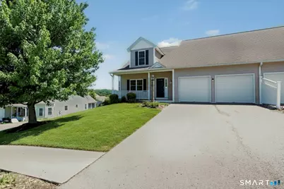 169 Meadow Brook Road #169, Oxford, CT 06478 - Photo 3