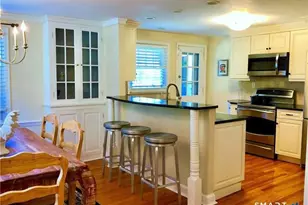 4 Paxton Rd, West Hartford, CT 06107 - Photo 3