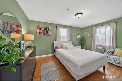 20 W End Avenue, Branford, CT 06405 - Photo 15