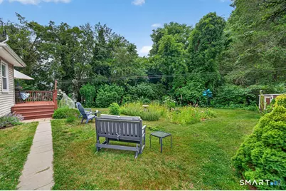 20 W End Avenue, Branford, CT 06405 - Photo 25
