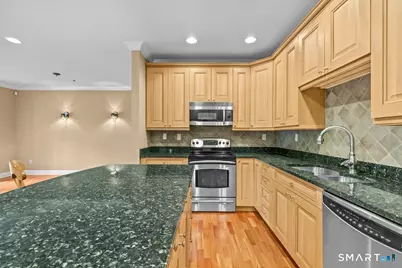 1280 Asylum Avenue #2B, Hartford, CT 06105 - Photo 9