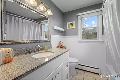 166 Hall Street, New Haven, CT 06512 - Photo 13