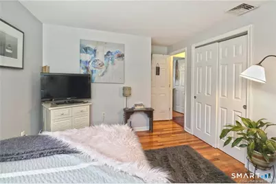 166 Hall Street, New Haven, CT 06512 - Photo 11