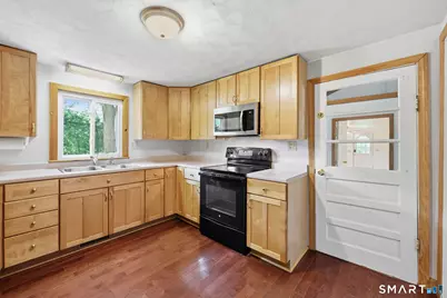 186 Jackson Drive, Suffield, CT 06093 - Photo 3