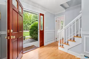 107 Buckboard Ln, Fairfield, CT 06824 - Photo 3