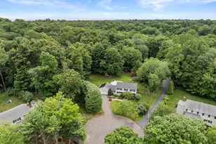 107 Buckboard Ln, Fairfield, CT 06824 - Photo 1