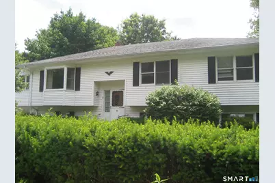 21 Daniel Street, Norwich, CT 06360 - Photo 1