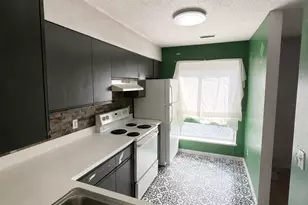 1423 Quinnipiac Ave, New Haven, CT 06513 - Photo 3