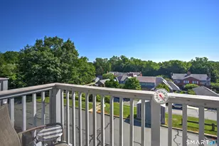 192 Glengarry Rd, Fairfield, CT 06825 - Photo 21