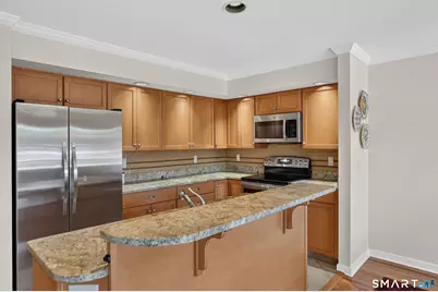 192 Glengarry Road #192, Fairfield, CT 06825 - Photo 11