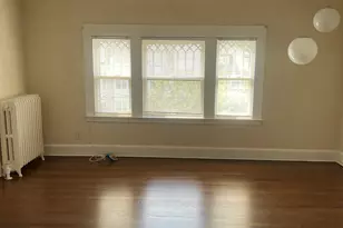 251 Sherman Ave, New Haven, CT 06511 - Photo 3