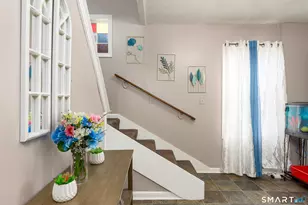 165 Oak St, Manchester, CT 06040 - Photo 5