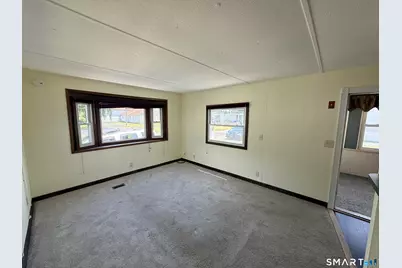 19 Pine Street, East Windsor, CT 06088 - Photo 7