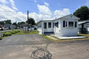 19 Pine St, East Windsor, CT 06088 - Photo 3