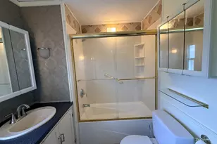 19 Pine St, East Windsor, CT 06088 - Photo 21