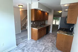 9 Woodhill Rd, Milford, CT 06461 - Photo 3