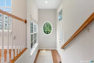 14 Cambridge Dr, Danbury, CT 06811 - Photo 3