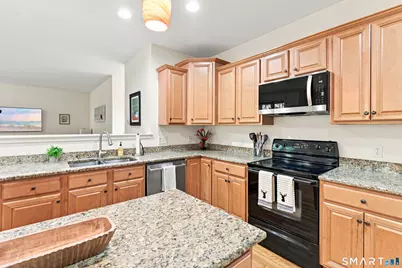 29 Chilstone Lane, Manchester, CT 06040 - Photo 9
