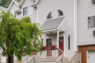 925 Oronoke Rd, Waterbury, CT 06708 - Photo 1