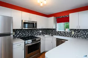 925 Oronoke Rd, Waterbury, CT 06708 - Photo 9